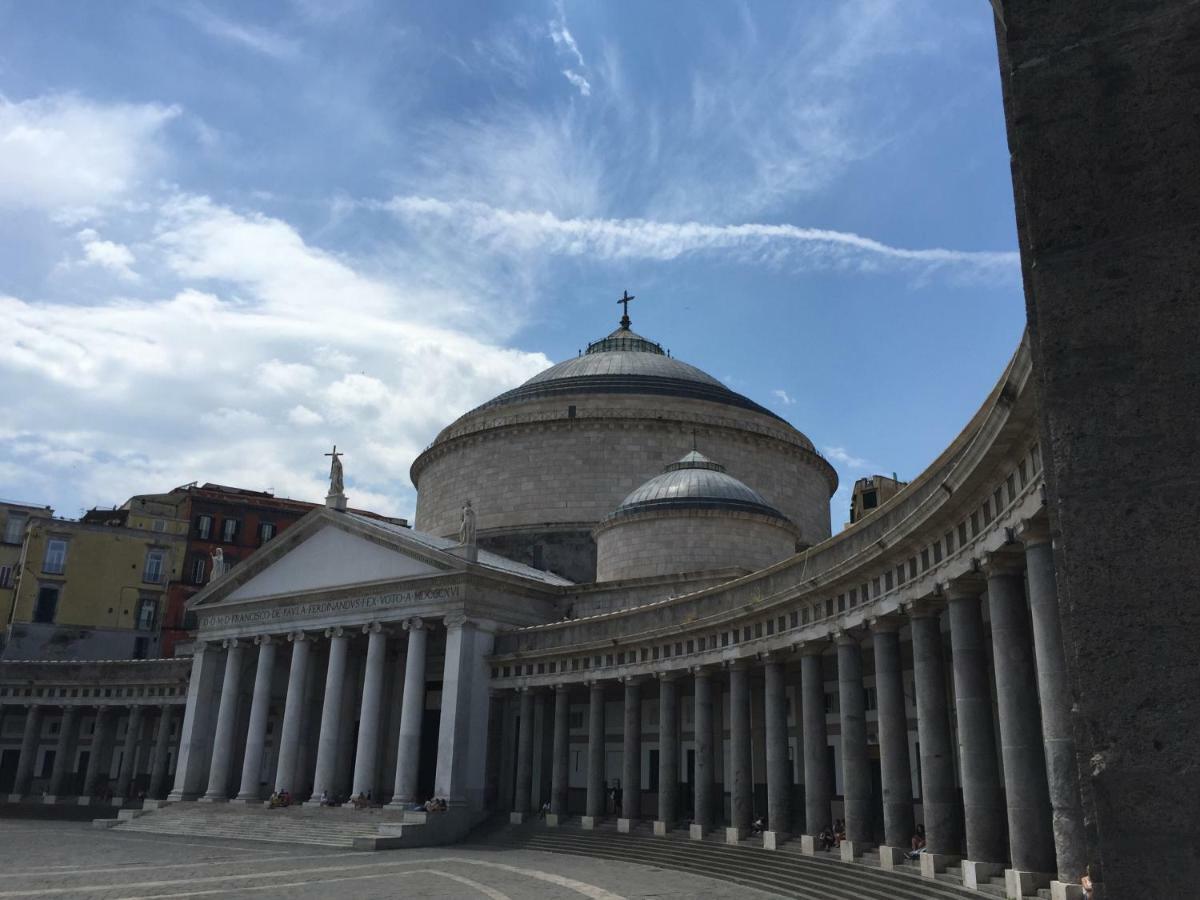 Апартаменти Il Posto Fisso Napoli Екстер'єр фото